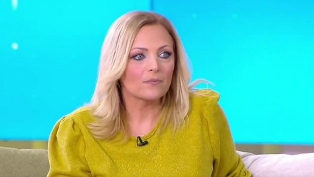 Χριστίνα Λαμπίρη: &quot;Δεν μπορεί η τηλεόραση να είναι γεμάτη δεινόσαυρους. Δεν μπορείς να είσαι εφόρου ζωής μπροστά σε ένα γυαλί&quot;