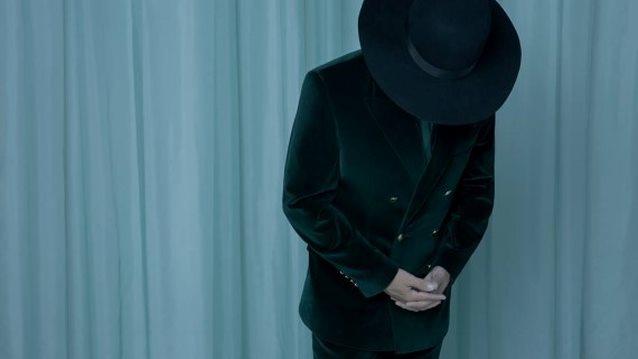 Γιώργος Μαζωνάκης: Το ανατρεπτικό video για το show που θα παρουσιάσει τον χειμώνα: Σε ποιο νυχτερινό κέντρο θα εμφανιστεί;