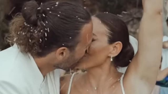 Τα δάκρυα της Ευρυδίκης Βαλαβάνη την ημέρα του γάμου της με τον Γρηγόρη Μόργκαν