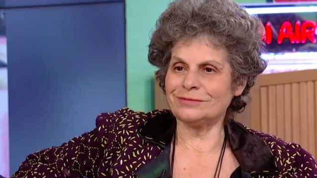 Μαργαρίτα Θεοδωράκη: &quot;Μας φυγάδεψαν Πρωτομαγιά του &#39;70 - Ο πατέρας μου έφυγε 22 Απριλίου, εμάς μας είχαν όμηρους εδώ&quot;