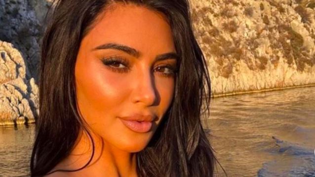 Η Kim Kardashian ψηφίζει Ελλάδα για τις φετινές της διακοπές!