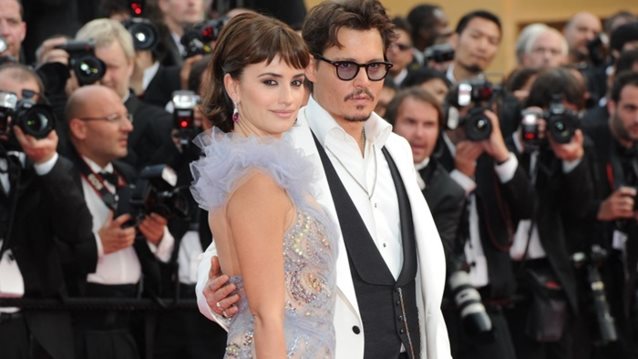 Penelope Cruz: Υπερασπίζεται τον Johnny Depp
