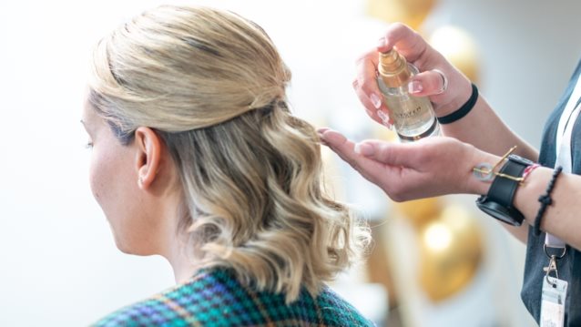 Ετοιμάζεις τον γάμο σου; Αυτά είναι τα κορυφαία hair trends του 2024 που πρέπει να ξέρεις!