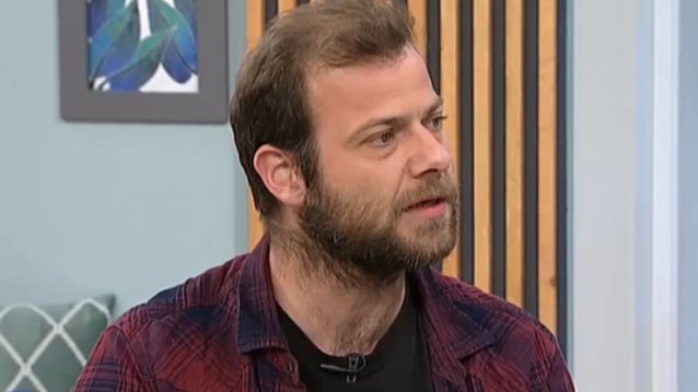 O Ορέστης Τζιόβας σε μία ιδιαίτερη τοποθέτηση για τις παρενοχλήσεις στον χώρο του θεάματος