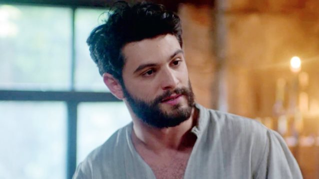 Μόνο στο Yupiii! Η Μάγισσα Spoiler: H κατρακύλα του Τζανή δεν έχει όρια - Πουλιέται σε σκλαβοπάζαρο!