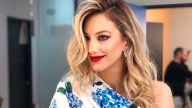 Η Εύα Τσάχρα έγινε για δεύτερη φορά μανούλα - Η πρώτη φωτογραφία με την νεογέννητη κόρη της