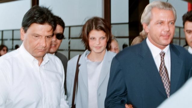 Το μεγάλο παράπονο του αείμνηστου Μανθεάκη από την Αθηνά Ωνάση: Ούτε ένα ευρώ για τον καρκίνο της γυναίκας του