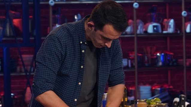 MasterChef | Ο παίκτης που άφησε άφωνο τον Σωτήρη Κοντιζά &amp; πήρε την ποδιά για το σπίτι