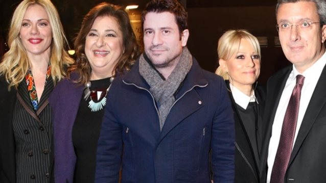 Διάσημες Εμφανίσεις: Ποιοι βρέθηκαν στην επίσημη πρεμιέρα της νέας παράστασης του Λάκη Λαζόπουλου; Φωτογραφίες