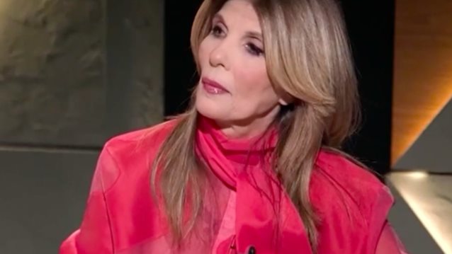 Κατερίνα Στανίση: &quot;Έπεσα κάτω στο κρεβάτι, κοπήκαν τα πόδια μου - Με έβριζαν από τα γκαρσόνια μέχρι τον μαγαζάτορα&quot;