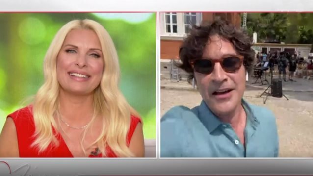 Ο Χριστόφορος Παπακαλιάτης έκανε ποδαρικό από τους Παξούς στην Ελένη Μενεγάκη