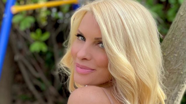 Η Ελένη Μενεγάκη γιορτάζει τη Γιορτή της Μητέρας και στέλνει το πιο τρυφερό μήνυμα