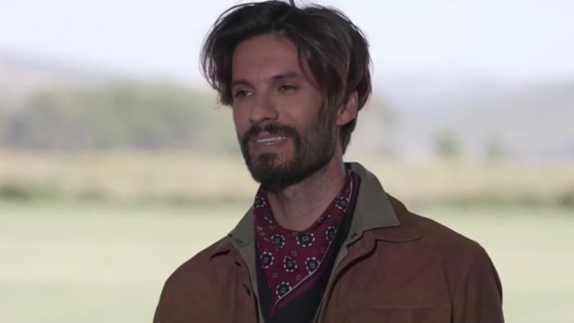 GNTM: Ο Γιώργος Καράβας έπεσε από τα 14.000 πόδια | Δείτε την αντίδραση της Ζενεβιέβ Μαζαρί