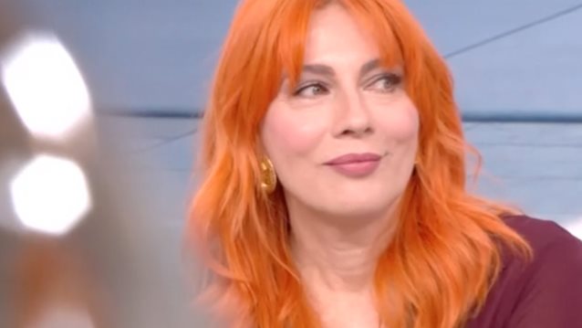 Σμαράγδα Καρύδη: &quot;Ο Γιώργος Καπουτζίδης πέταξε τη βόμβα και έφυγε διακοπές&quot;