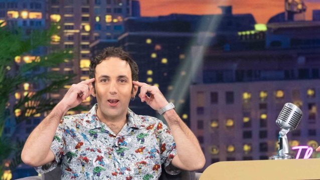 Χάρης Χιώτης: "Είχε περάσει από το μυαλό μου να αναλάβω το γραφείο τελετών"