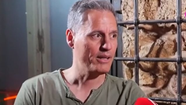 Γρηγόρης Πετράκος: &quot;Αδυνατώ ν&#39; ακούσω άντρες που τραγουδούν σε γυναικείους τόνους&quot;