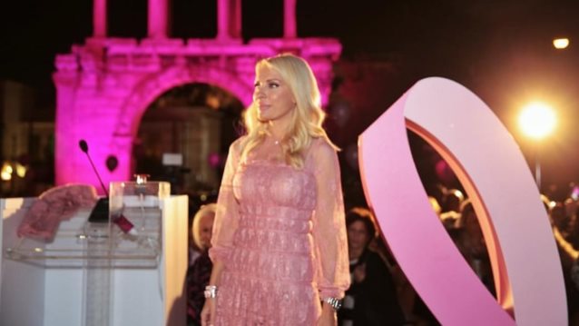 It’s #TimeToEndBreastCancer: Μία υπέροχη βραδιά με την φωταγώγηση του Ολυμπίειου και της Πύλης του Αδριανού!