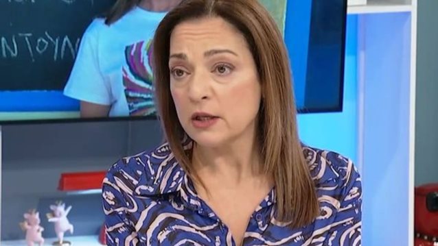 Ελένη Καρακάση: &quot;Αποφάσισα να κρεμαστώ από το παράθυρο, ακούστηκε ότι έκανα απόπειρα αυτοκτονίας&quot;