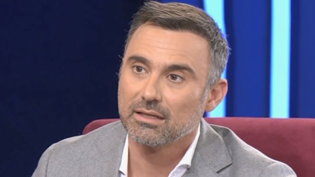 Γιώργος Καπουτζίδης: Στα «Μεσάνυχτα» | Η σειρά - αφετηρία στη ζωή του, τα υβριστικά σχόλια &amp; οι αποκαλύψεις για τις σχέσεις με την παρέα του «Παρά Πέντε»