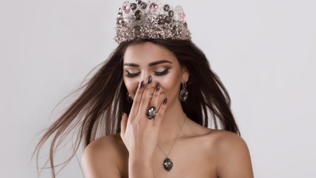 Star Hellas | Miss Hellas | Miss Young 2018: Αυτή είναι η νέα παρουσιάστρια του Διαγωνισμού Ομορφιάς!