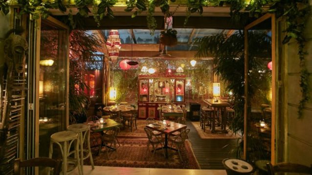 Εστιατόρια για ποτό σε εξωτερικό χώρο