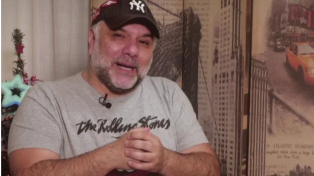 The 2Night Show | Ο Γρηγόρης Αρναούτογλου εμφανίσθηκε από το σπίτι του