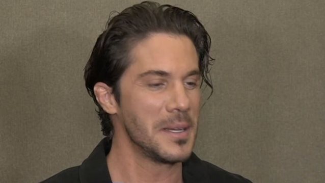 Ο Νίκος Οικονομόπουλος αντέδρασε με ερώτηση δημοσιογράφου για την προσωπική του ζωή