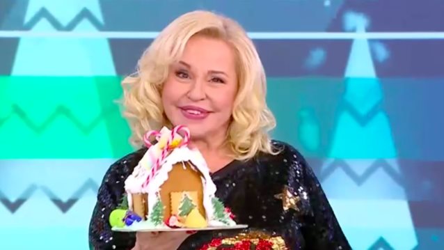 Η Μπέσσυ Αργυράκη &quot;εισέβαλλε&quot; στους &quot;Weekenders: &quot;Εργολαβία την έχουμε πάρει την οικογένεια&quot;