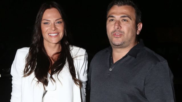 Αντώνης Ρέμος &amp; Υβόννη Μπόσνιακ: Η βραδινή έξοδος μετά το γαμήλιο ταξίδι &amp; η συνάντηση με τον Γιώργο Λιάγκα