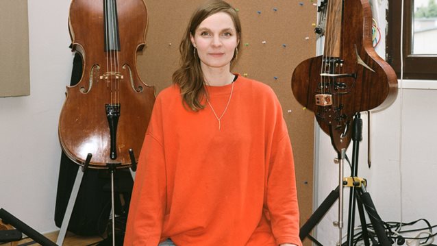 Hildur Gudnadottir: Η παράξενη μουσική ιδιοφυΐα της