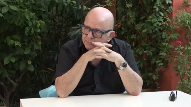 Νίκος Μουρατίδης: &quot;Από που και ως που η Βάσω Μαζωνάκη είναι μάνατζερ; Άντε να σηκώνει τηλέφωνα&quot;