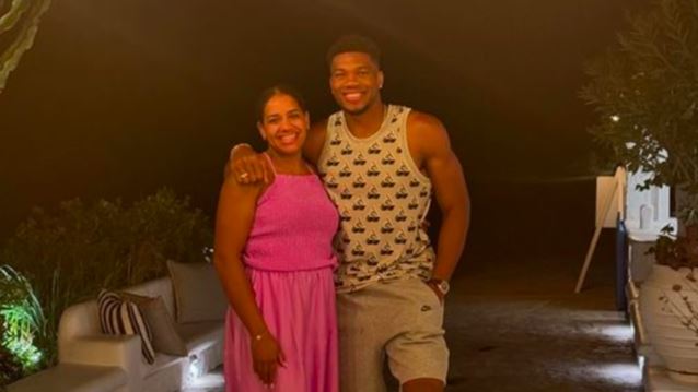 Η πρώτη ανάρτηση του Γιάννη Αντετοκούνμπο μετά τον γάμο του