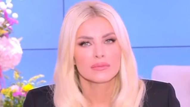 Κατερίνα Καινούργιου: "Τις τελευταίες 20 μέρες τον βλέπω στον ύπνο μου - Προσπαθεί να με προειδοποιήσει για κάτι"