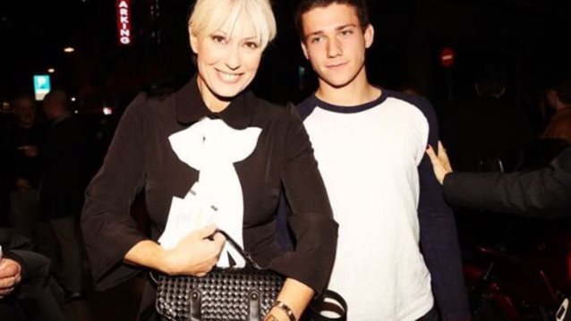 Μαρία Μπακοδήμου: Η φωτογραφία του γιου της με μαγιό που «έριξε» το Instagram!