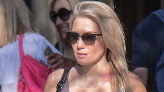 Έλενα Παπαβασιλείου: Σπάνια δημόσια εμφάνιση με την αδερφή της! Όλες οι φωτογραφίες