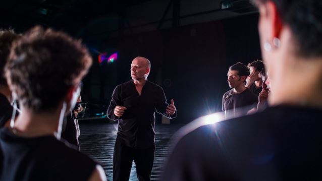 Η Αντιγόνη του Σοφοκλή σε σκηνοθεσία Ούλριχ Ράσε έρχεται στο Αρχαίο Θέατρο Επιδαύρου