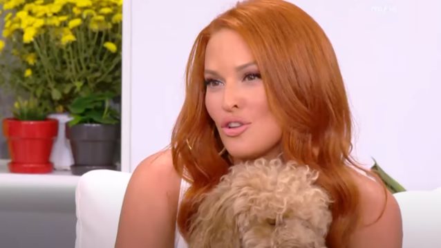 Σίσσυ Χρηστίδου: Πρεμιέρα για το «Έλα Χαμογέλα» με γενέθλια στο πλατό! Δείτε την έναρξη