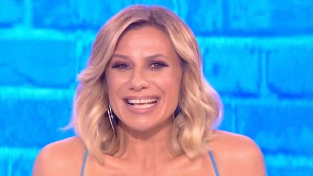 Αυλαία έριξε το &quot;Τι λες τώρα!&quot; - Έτσι αποχαιρέτησε η Κατερίνα Καραβάτου τους τηλεθεατές