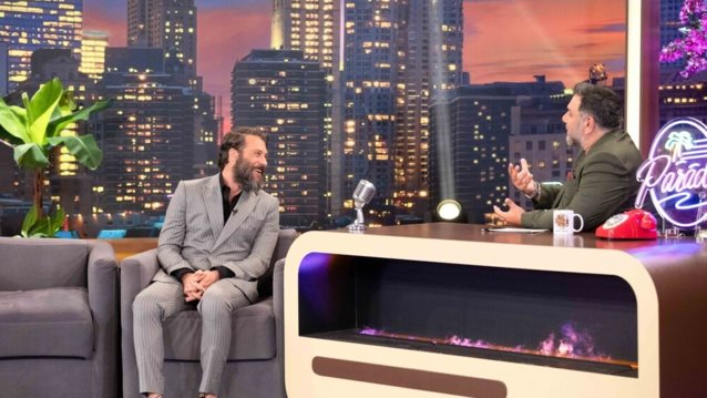 Αντίνοος Αλμπάνης: "Δεν με απασχολεί αν θα πέσουν ή αν θα ασπρίσουν τα μαλλιά μου"