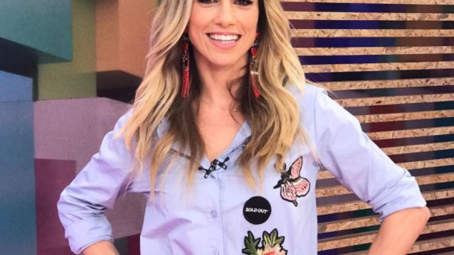 Είδαμε Την Πρεμιέρα Της Ντορέττας Παπαδημητρίου
 
: «Εδώ είναι ο παράδεισος κι η κόλαση εδώ»