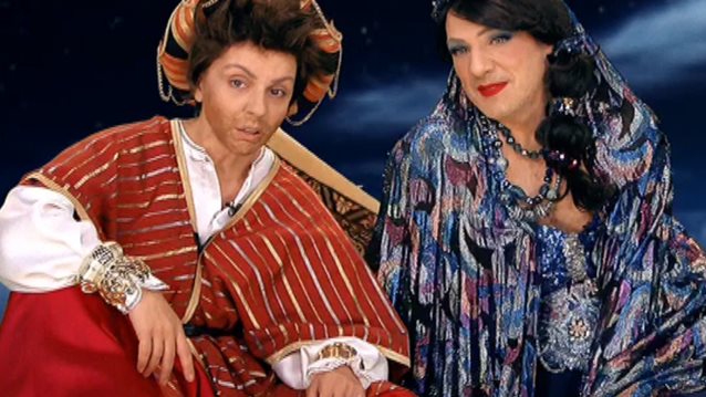 Video Of The Day: Επικό! Μουτσινάς &amp; Βάνια ως Γιασμίν &amp; Αλαντίν στο «Καλό Μεσημεράκι»