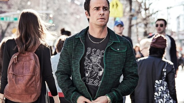 Justin Theroux: Σου δείχνει πώς να φοράς το καλοκαιρινό jacket
