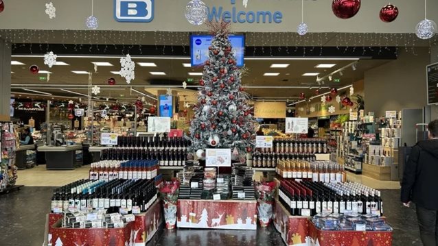 Η μαγεία των Χριστουγέννων στην ΑΒ Βασιλόπουλος: Ψωνίζω και... κερδίζω