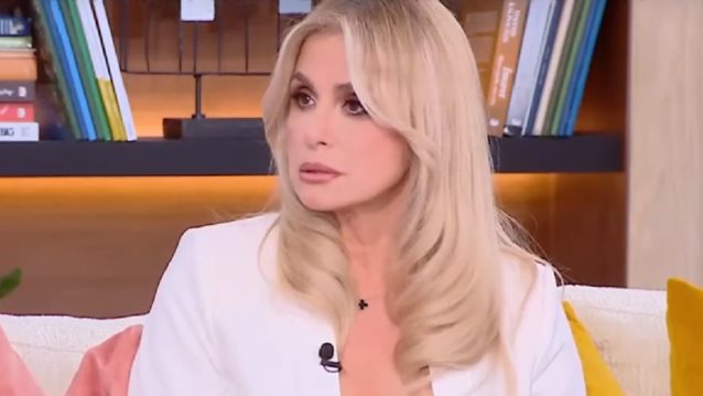 Ζωή Κρονάκη: Υπάρχει μία παραφιλολογία - Έχω ακούσει να λένε &quot;Ο άνδρας της, ο παραγωγός&quot;