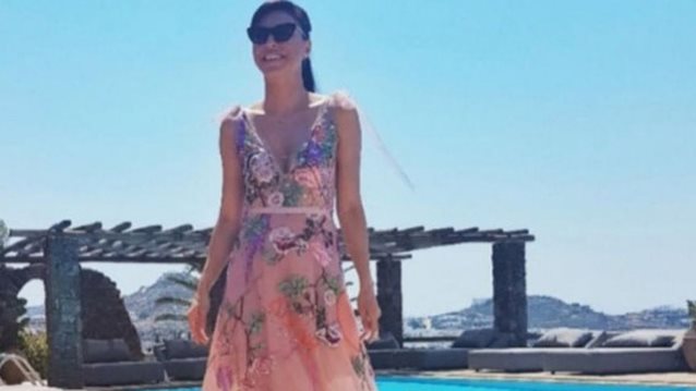 Σίσσυ Φειδά: Οι πρώτες φωτογραφίες από τη βάφτιση της κόρης της!