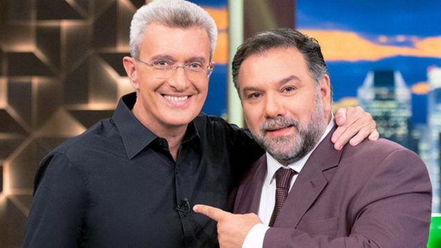 Νίκος Χατζηνικολάου | Η σχέση με τον πατέρα του, το πρώτο του κορίτσι &amp; η μεγαλύτερη "ήττα" της καριέρας του