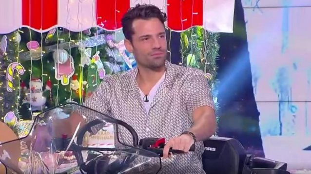 Ο Κωνσταντίνος Αργυρός μπήκε στο &quot;Καλό Μεσημεράκι&quot; και τρέλανε τον Νίκο Μουτσινά