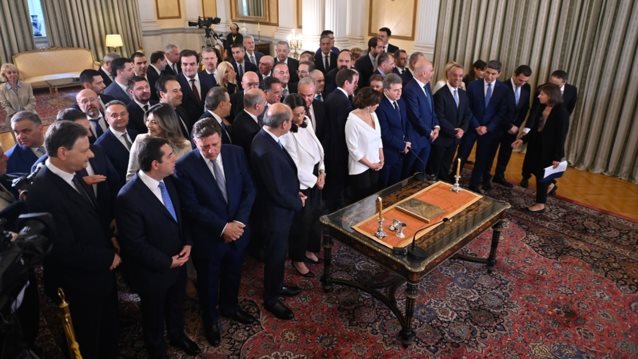 Φουντώνει το παρασκήνιο για τον ανασχηματισμό: Οι καμπάνες για τον Κικίλια και ο χρόνος των αλλαγών