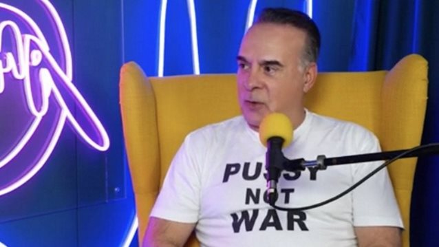 Φώτης Σεργουλόπουλος για Pride: "Στρέιτ άνθρωποι που είναι ακόμα στη "ντουλάπα" μιλούν για αξιοπρέπεια"