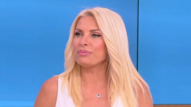 Η πρώτη αντίδραση &amp; τα σχόλια της Ελένης Μενεγάκη για το "Maestro" του Χριστόφορου Παπακαλιάτη